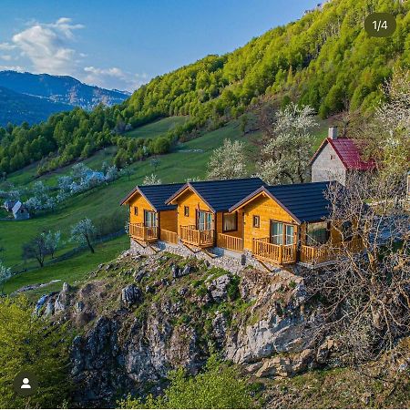 Hôtel Bujtina Tradicionale à Lepushe Extérieur photo